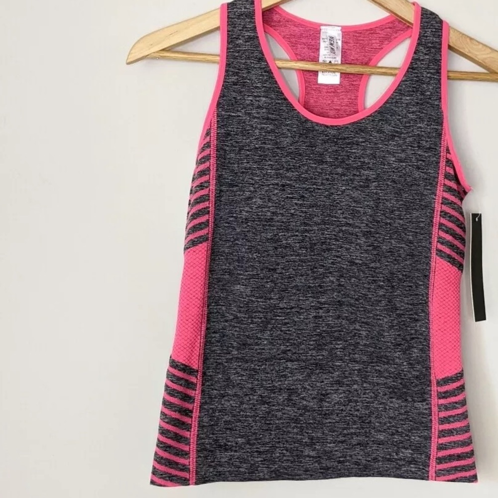 NWOT~NEW MIX 2 matching pieces of Workout Activewear gear Gray Hot Pink One Size - Picture 6 of 11